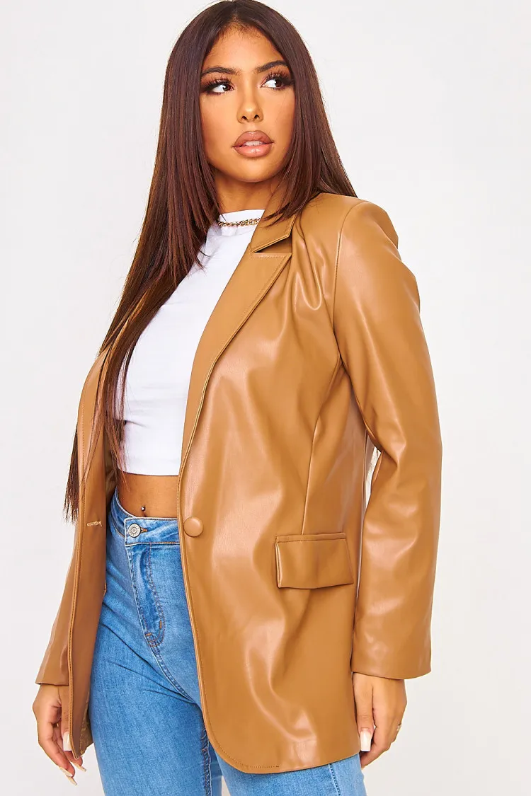 Blazer camel en simili cuir