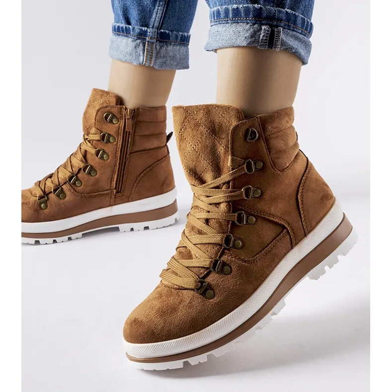 Chaussures de trekking isolées caramel Mazara brun