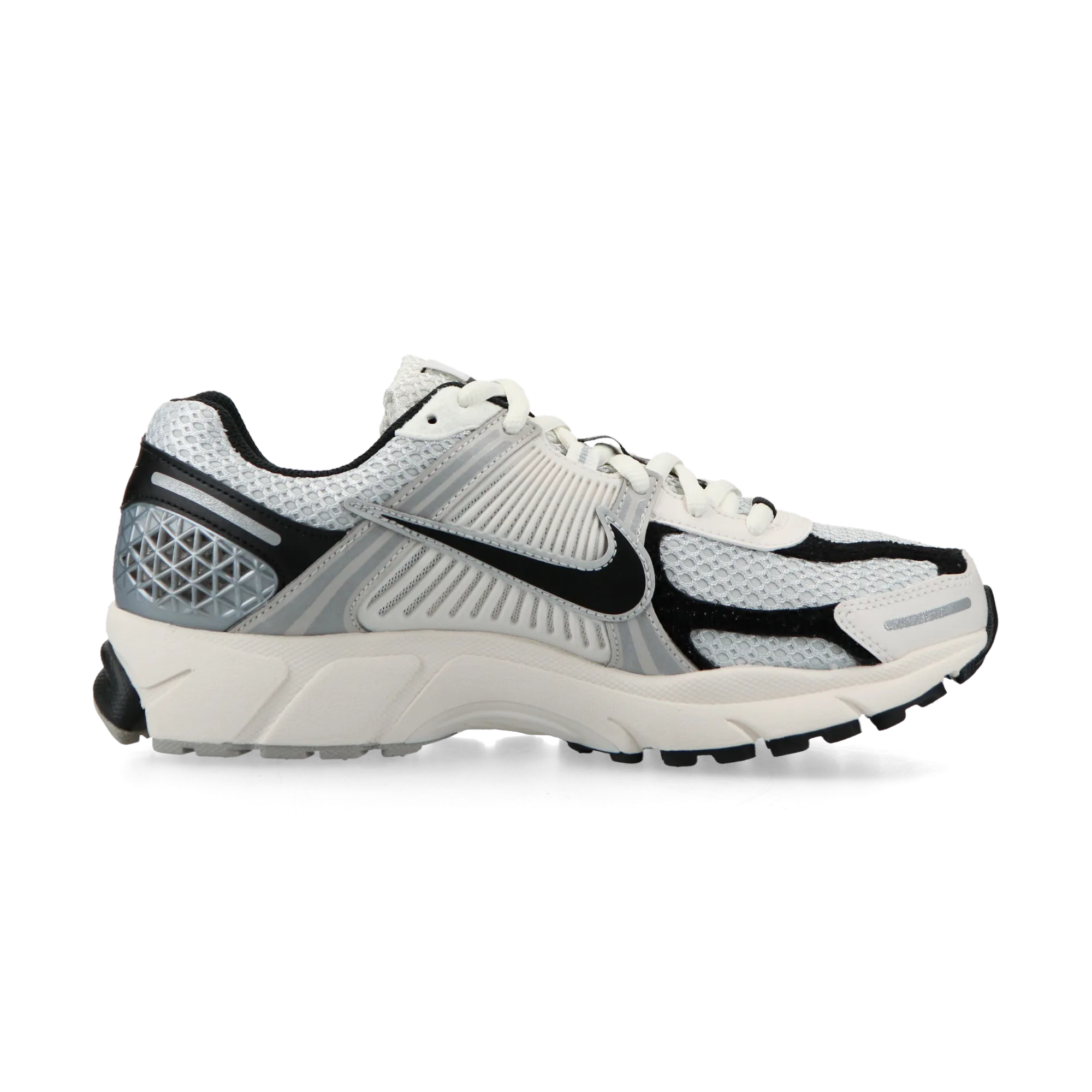 Nike - Zoom Vomero 5 (grey)