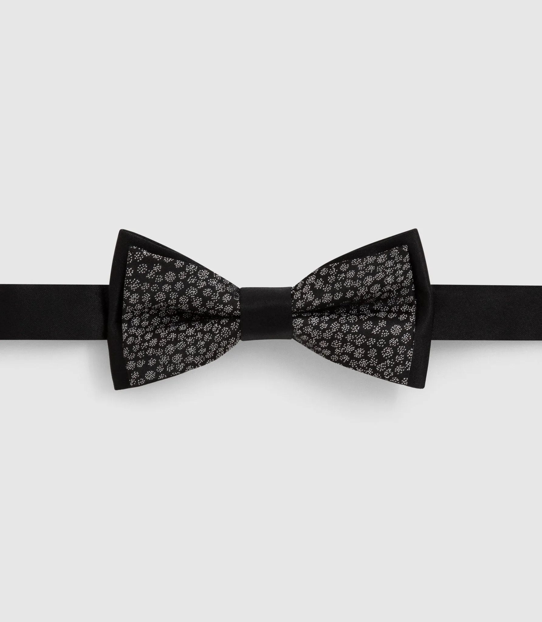 Nud papillon noir Npduojam